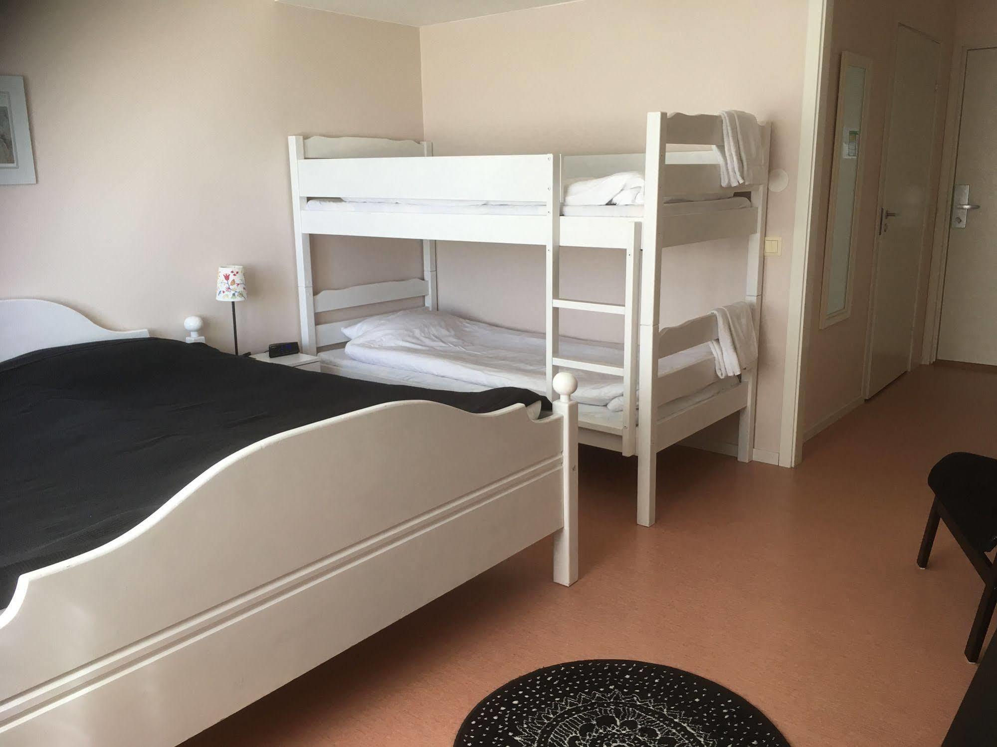 Docksta Hotell Екстериор снимка