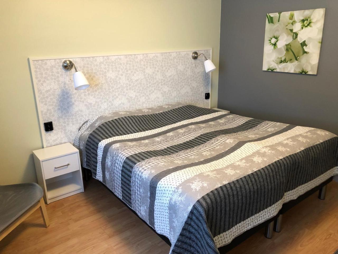 Docksta Hotell Екстериор снимка