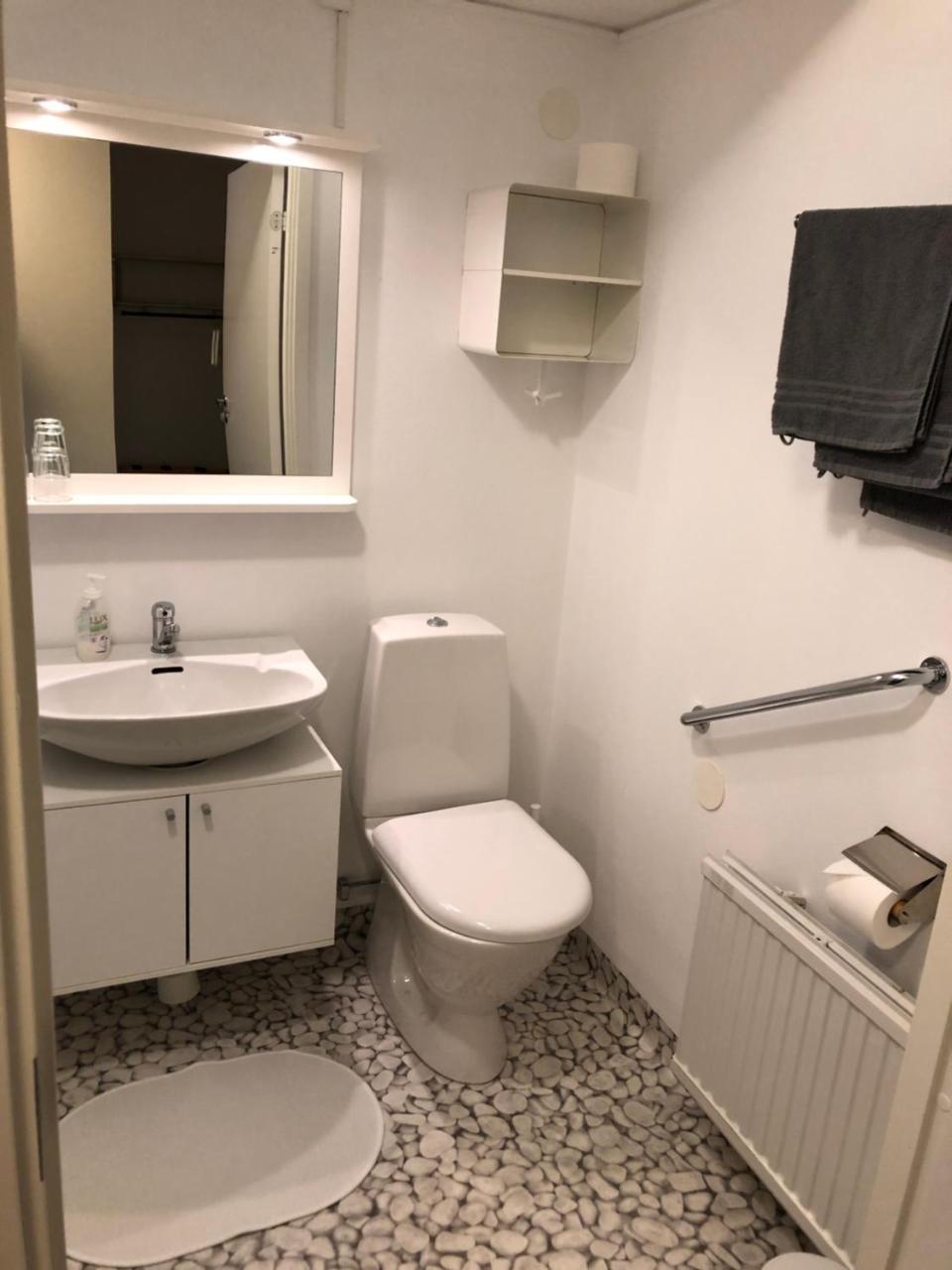 Docksta Hotell Екстериор снимка